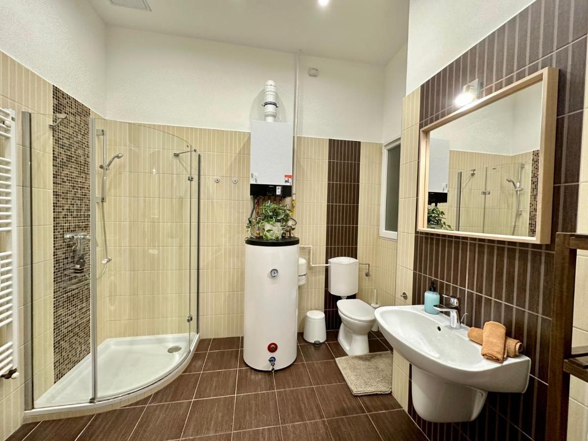 Orangehomes Peaceful Apartment Next To Central Market Hall Budapesta Exterior foto